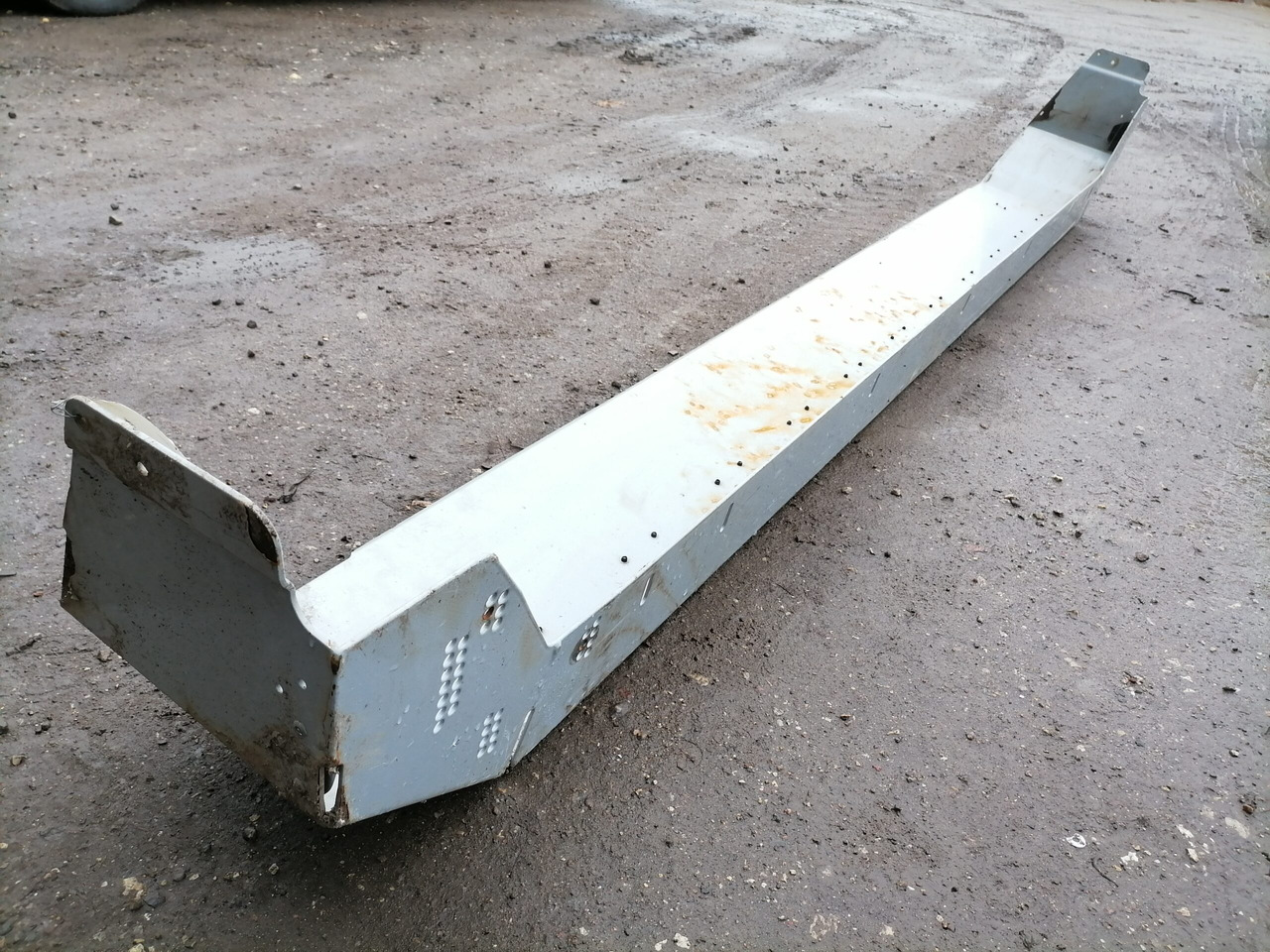 KRONE Haaagise otsatala - Универсальная запчасть для Грузовиков: фото 1 KRONE Haaagise otsatala - Универсальная запчасть для Грузовиков: фото 1