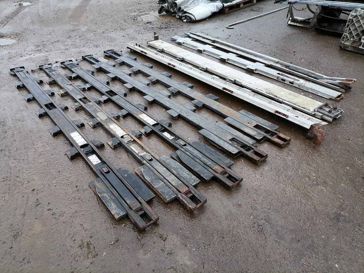 KRONE Haagise tugipostid 515068374 - Универсальная запчасть для Грузовиков: фото 3 KRONE Haagise tugipostid 515068374 - Универсальная запчасть для Грузовиков: фото 3