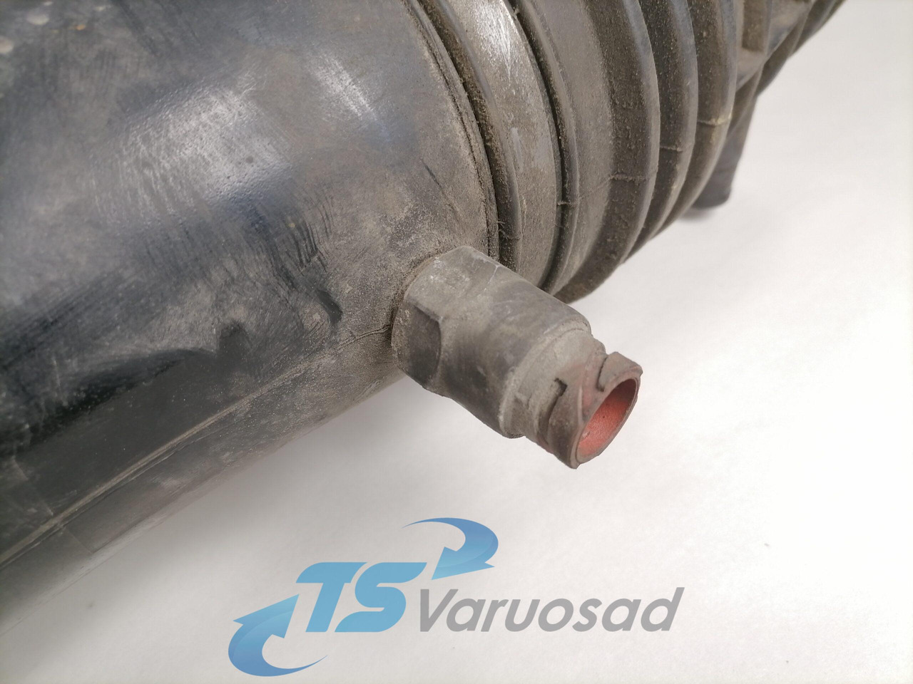 MAN Air intake 81082010404 - Система впуска для Грузовиков: фото 2 MAN Air intake 81082010404 - Система впуска для Грузовиков: фото 2