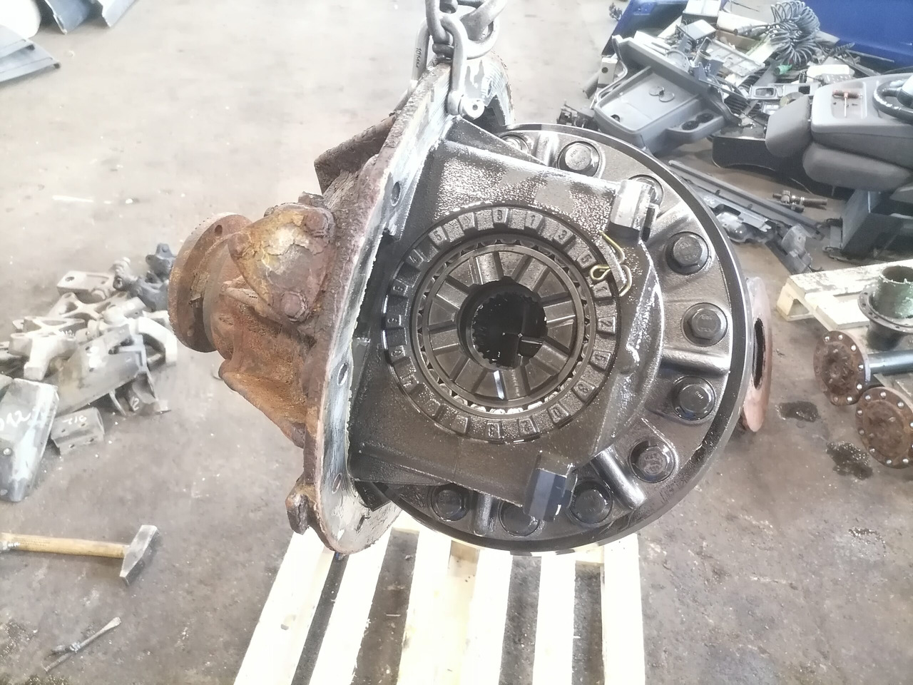 MAN Axel gear 3,7 81350106168 - Бортовой редуктор для Грузовиков: фото 1 MAN Axel gear 3,7 81350106168 - Бортовой редуктор для Грузовиков: фото 1