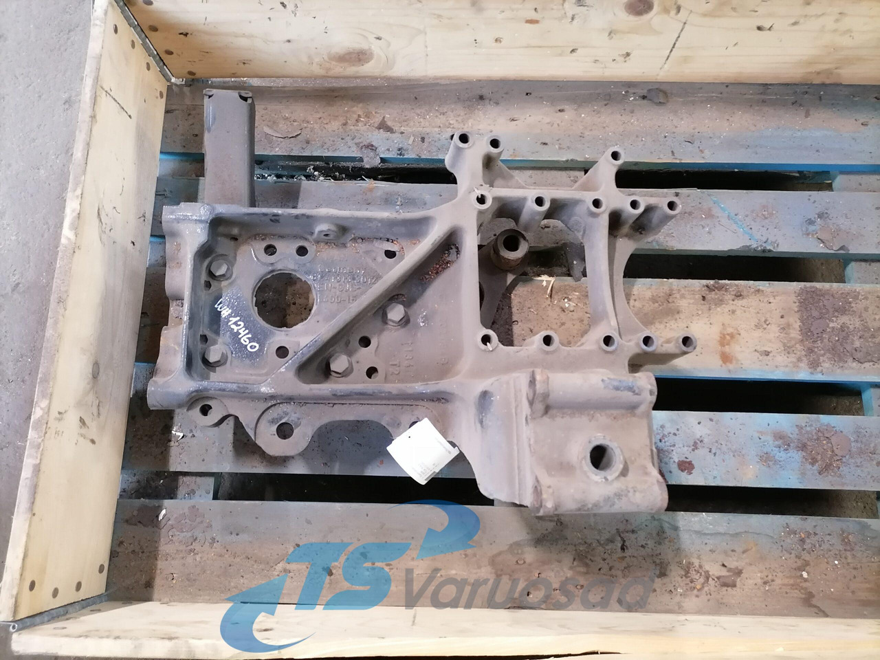 MAN Bracket 81413133012 - Рама/ Шасси для Грузовиков: фото 1 MAN Bracket 81413133012 - Рама/ Шасси для Грузовиков: фото 1