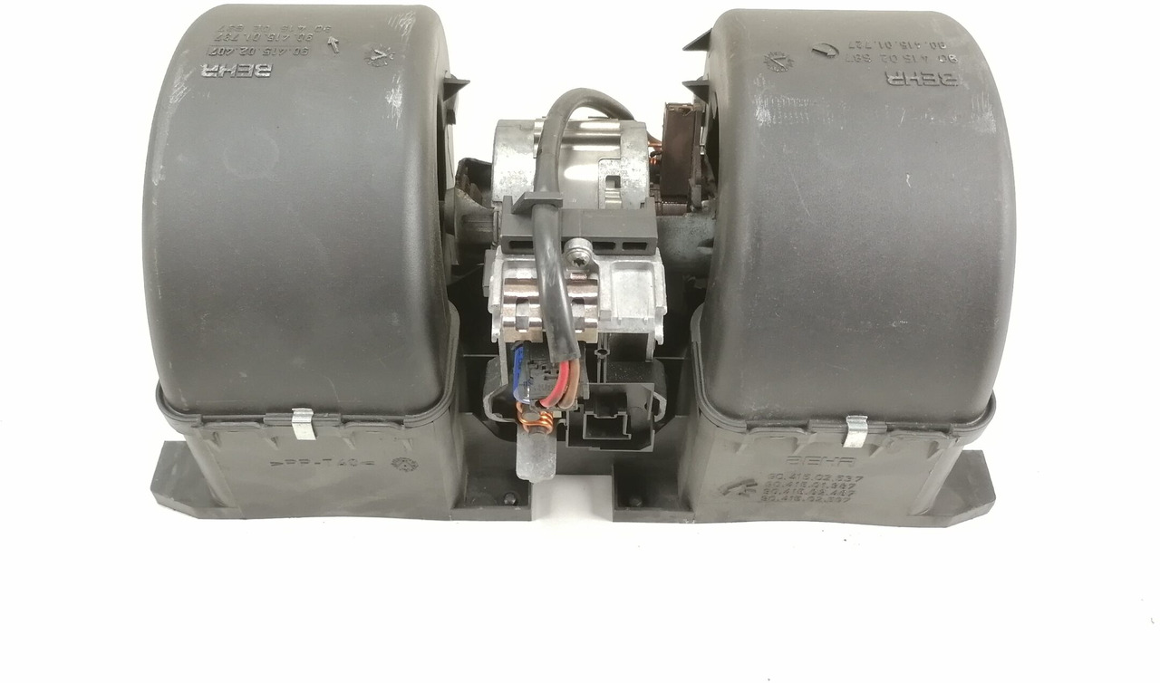 MAN Cab fan 81619306089 - Отопление/ Вентиляция для Грузовиков: фото 4 MAN Cab fan 81619306089 - Отопление/ Вентиляция для Грузовиков: фото 4