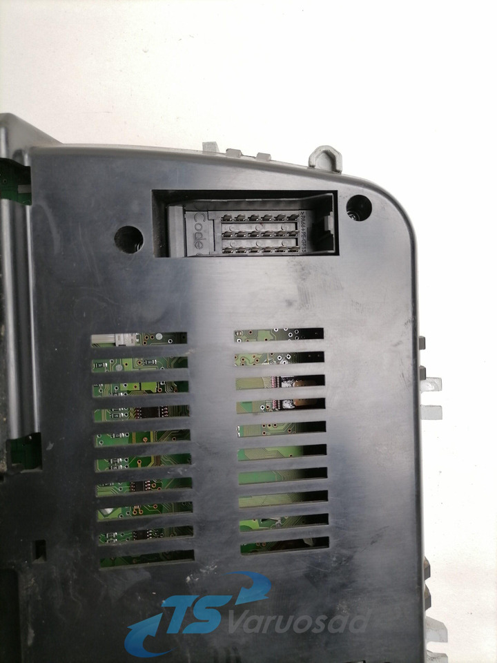 MAN Dashboard 81272026125 - Приборная панель для Грузовиков: фото 4 MAN Dashboard 81272026125 - Приборная панель для Грузовиков: фото 4