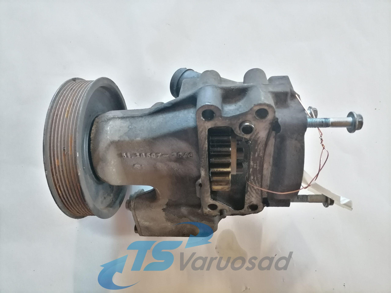 MAN Fuel pump 51385073046 - Топливный насос для Грузовиков: фото 1 MAN Fuel pump 51385073046 - Топливный насос для Грузовиков: фото 1