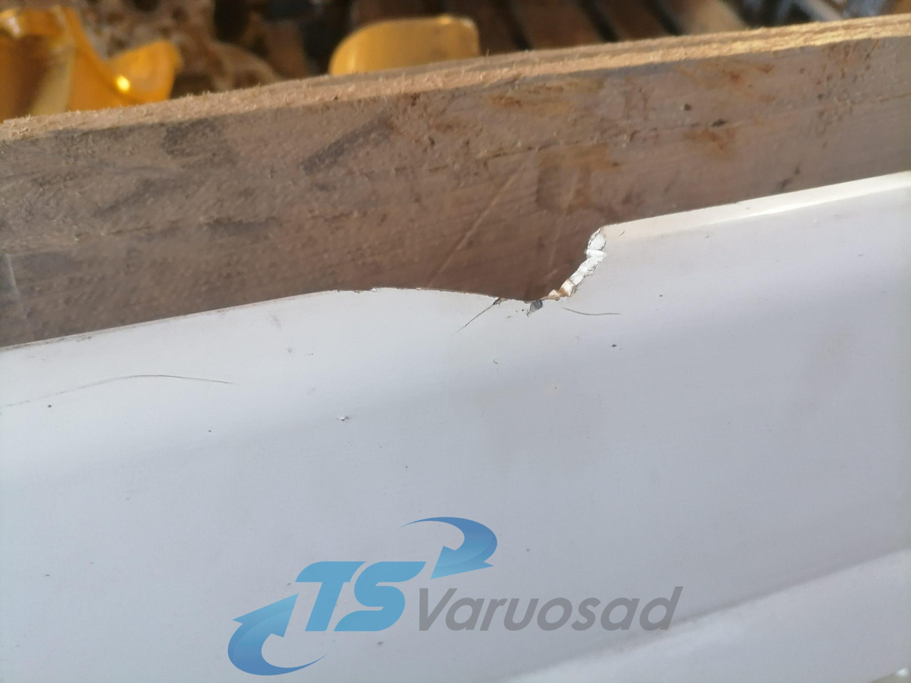 MAN Grille panel 81611100072 - Решётка радиатора для Грузовиков: фото 3 MAN Grille panel 81611100072 - Решётка радиатора для Грузовиков: фото 3