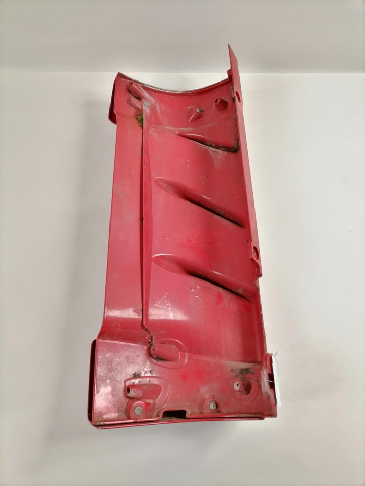 MAN MAN kabiini nurgapõsk, parem 81624100046 - Решётка радиатора для Грузовиков: фото 2 MAN MAN kabiini nurgapõsk, parem 81624100046 - Решётка радиатора для Грузовиков: фото 2