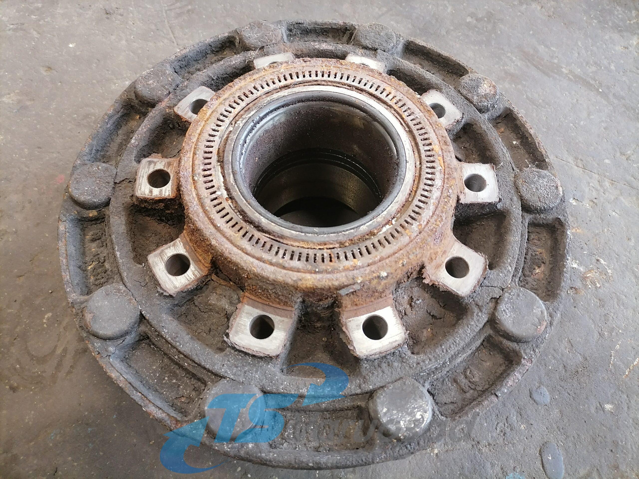 MAN Rear axel hub 81357010155 - Универсальная запчасть для Грузовиков: фото 5 MAN Rear axel hub 81357010155 - Универсальная запчасть для Грузовиков: фото 5