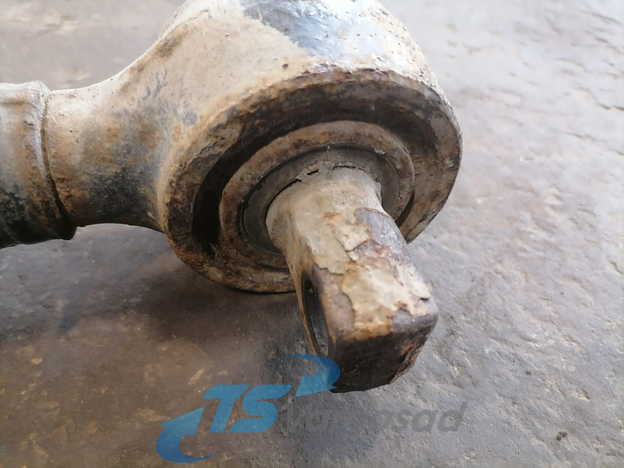 MAN Torque rod 81432206236 - Ось и запчасти для Грузовиков: фото 2 MAN Torque rod 81432206236 - Ось и запчасти для Грузовиков: фото 2