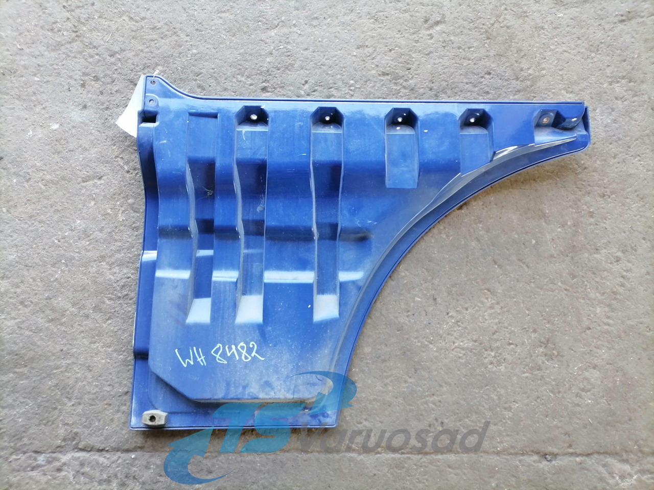 MAN Ukse pikendus, parem 81626100018 - Дверь и запчасти для Грузовиков: фото 3 MAN Ukse pikendus, parem 81626100018 - Дверь и запчасти для Грузовиков: фото 3