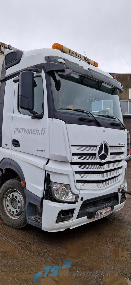 Mercedes-Benz Cab ACTROS cab - Кабина и интерьер для Грузовиков: фото 2 Mercedes-Benz Cab ACTROS cab - Кабина и интерьер для Грузовиков: фото 2
