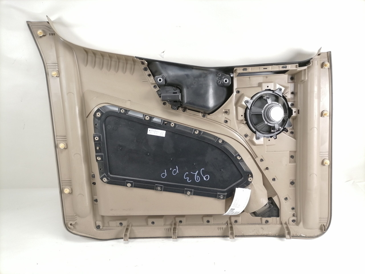 Mercedes-Benz Door trim panel A9607272571 - Дверь и запчасти для Грузовиков: фото 2 Mercedes-Benz Door trim panel A9607272571 - Дверь и запчасти для Грузовиков: фото 2