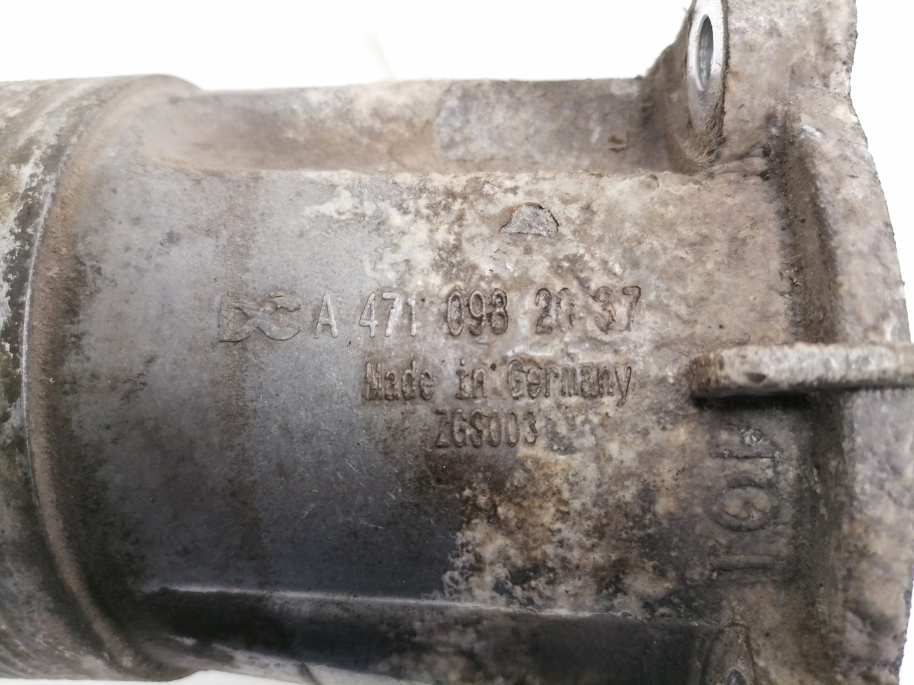 Mercedes-Benz Intake manifold A4710982037 - Впускной коллектор для Грузовиков: фото 2 Mercedes-Benz Intake manifold A4710982037 - Впускной коллектор для Грузовиков: фото 2