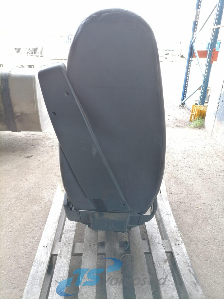 Renault Juhiiste 7485131006 - Сиденье для Грузовиков: фото 3 Renault Juhiiste 7485131006 - Сиденье для Грузовиков: фото 3
