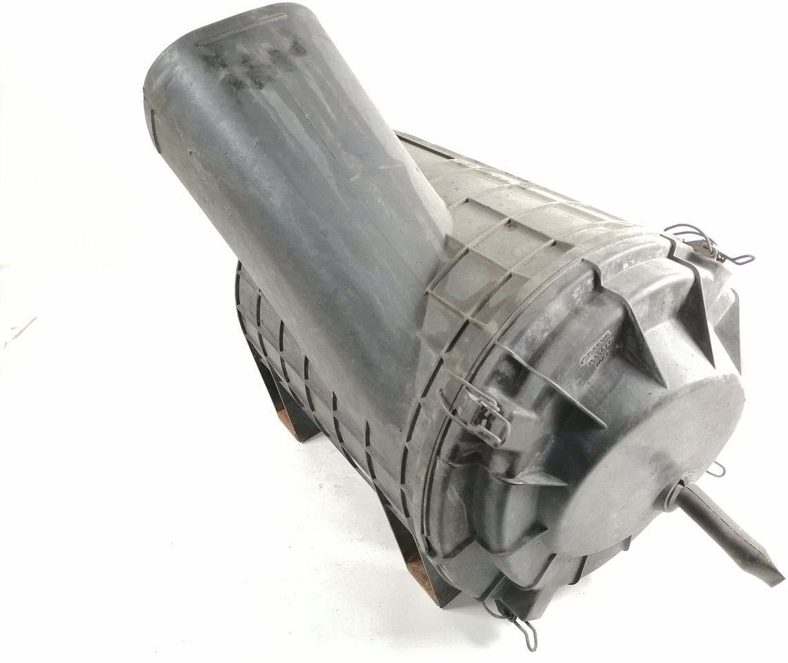 Scania Air filter housing 1335675 - Система впуска для Грузовиков: фото 3 Scania Air filter housing 1335675 - Система впуска для Грузовиков: фото 3