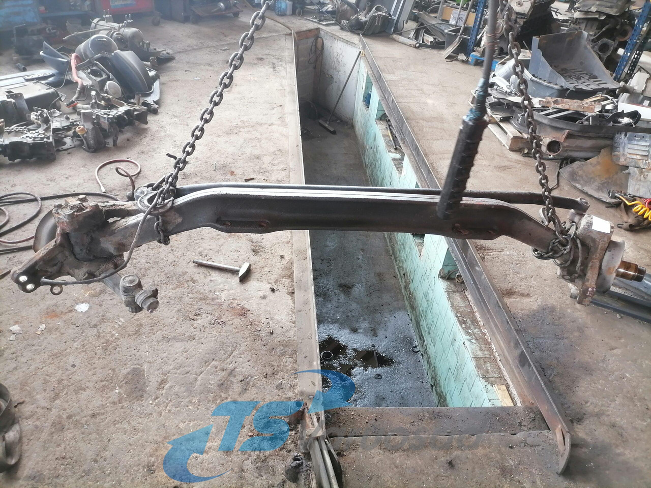 Scania Axel housing 1394399 - Передняя ось для Грузовиков: фото 1 Scania Axel housing 1394399 - Передняя ось для Грузовиков: фото 1