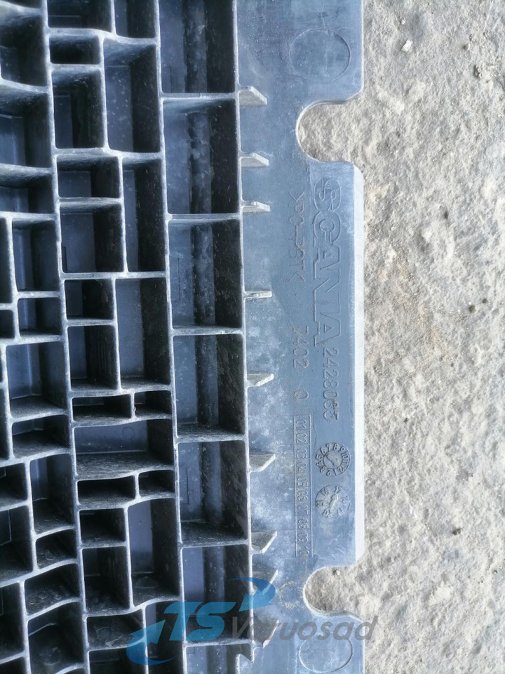 Scania Battery cover 2428035 - Аккумулятор для Грузовиков: фото 4 Scania Battery cover 2428035 - Аккумулятор для Грузовиков: фото 4