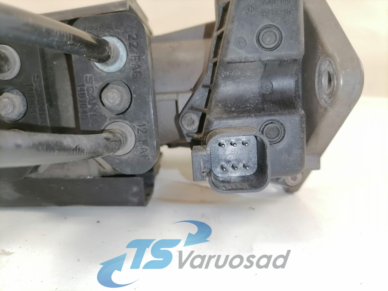 Scania Brake pressure control 1867518 - Тормозной клапан для Грузовиков: фото 3 Scania Brake pressure control 1867518 - Тормозной клапан для Грузовиков: фото 3