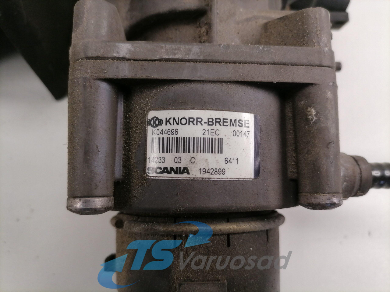 Scania Brake pressure control 1942899 - Тормозной клапан для Грузовиков: фото 2 Scania Brake pressure control 1942899 - Тормозной клапан для Грузовиков: фото 2