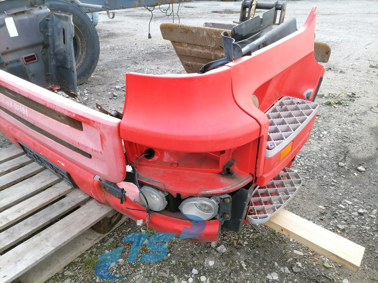 Scania Bumper 1731206 - Бампер для Грузовиков: фото 5 Scania Bumper 1731206 - Бампер для Грузовиков: фото 5