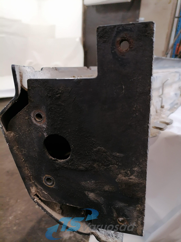 Scania Bumper 1731206 - Бампер для Грузовиков: фото 3 Scania Bumper 1731206 - Бампер для Грузовиков: фото 3