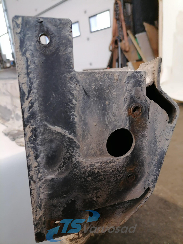 Scania Bumper 1731206 - Бампер для Грузовиков: фото 2 Scania Bumper 1731206 - Бампер для Грузовиков: фото 2