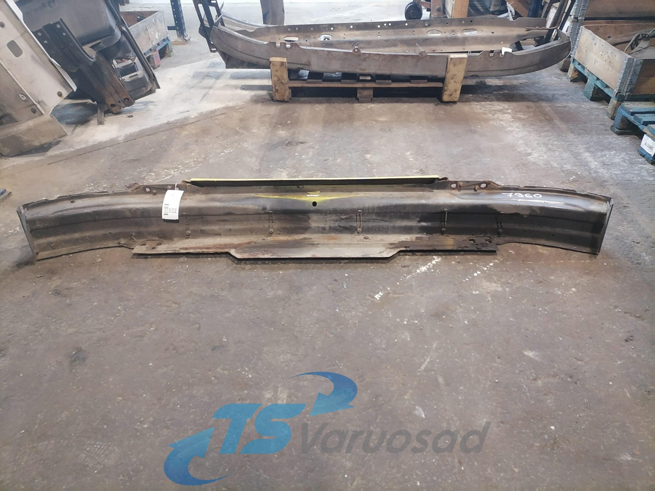 Scania Bumper 1763296 - Бампер для Грузовиков: фото 2 Scania Bumper 1763296 - Бампер для Грузовиков: фото 2