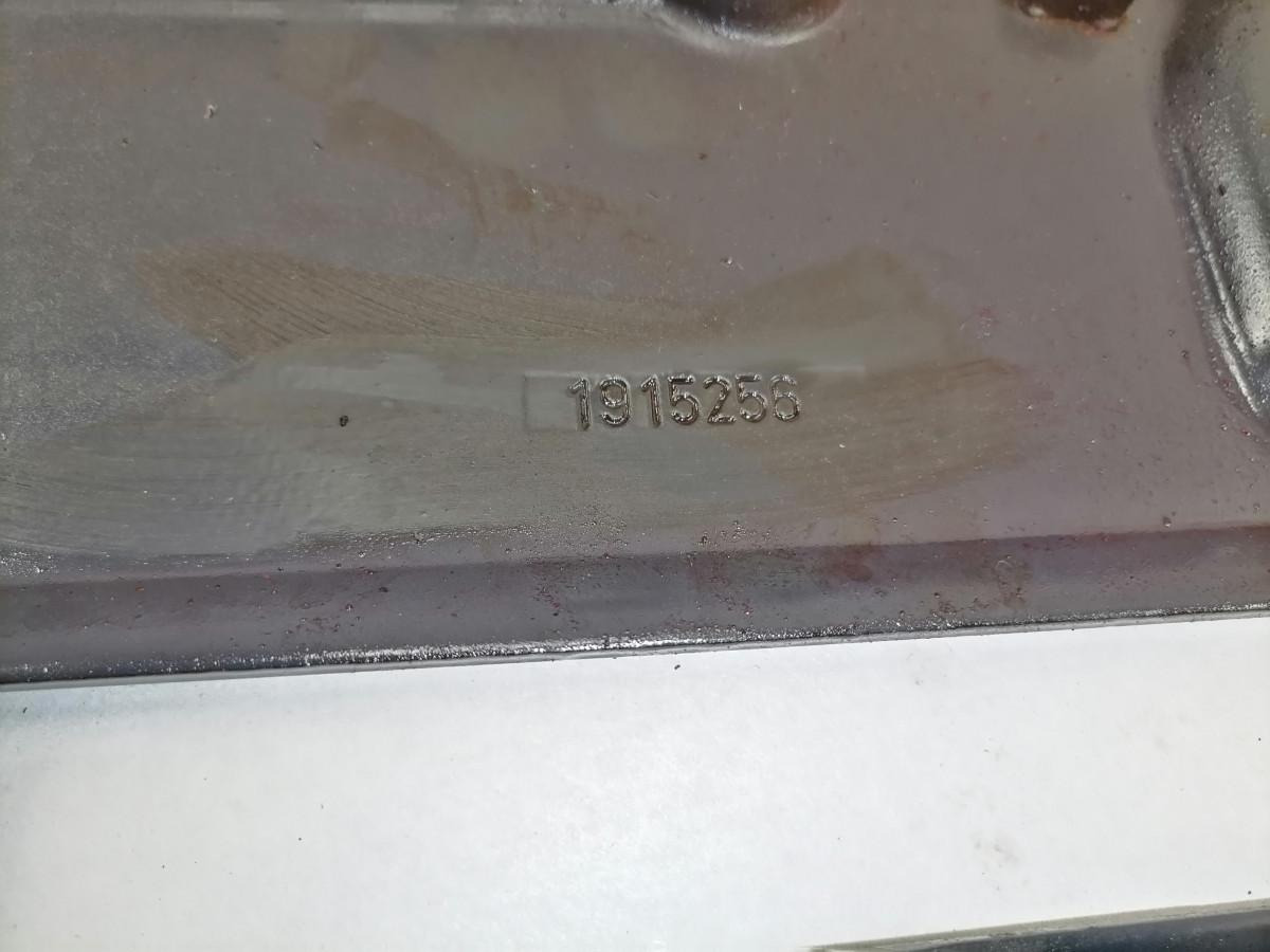 Scania Bumper bracket 1915256 - Бампер для Грузовиков: фото 4 Scania Bumper bracket 1915256 - Бампер для Грузовиков: фото 4