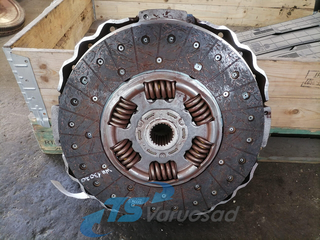 Scania Clutch 574977 - Сцепление и запчасти для Грузовиков: фото 3 Scania Clutch 574977 - Сцепление и запчасти для Грузовиков: фото 3