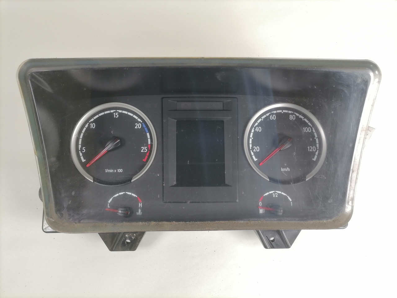 Scania Dashboard 2020196 - Приборная панель для Грузовиков: фото 2 Scania Dashboard 2020196 - Приборная панель для Грузовиков: фото 2