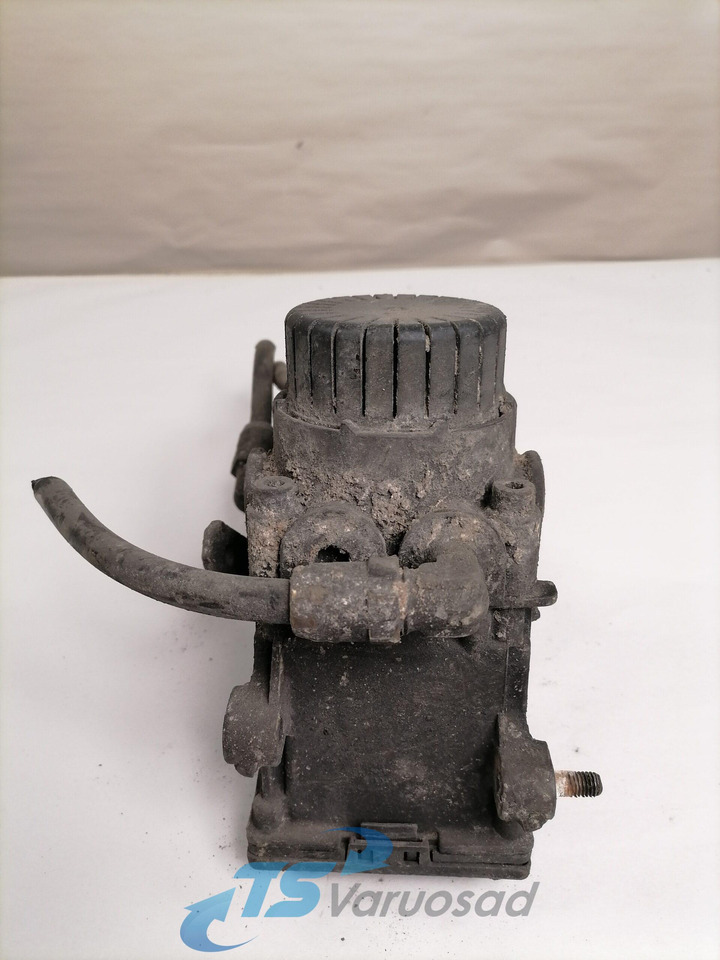 Scania EBS brake valve 1499799 - Тормозной клапан для Грузовиков: фото 2 Scania EBS brake valve 1499799 - Тормозной клапан для Грузовиков: фото 2
