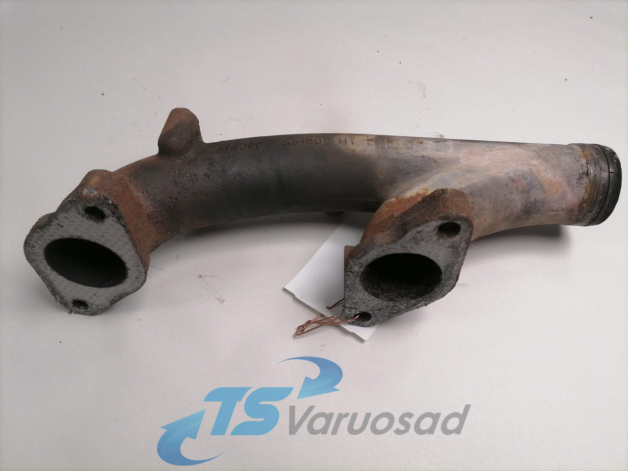Scania Exhaust mainfold 1374099 - Выпускной коллектор для Грузовиков: фото 2 Scania Exhaust mainfold 1374099 - Выпускной коллектор для Грузовиков: фото 2