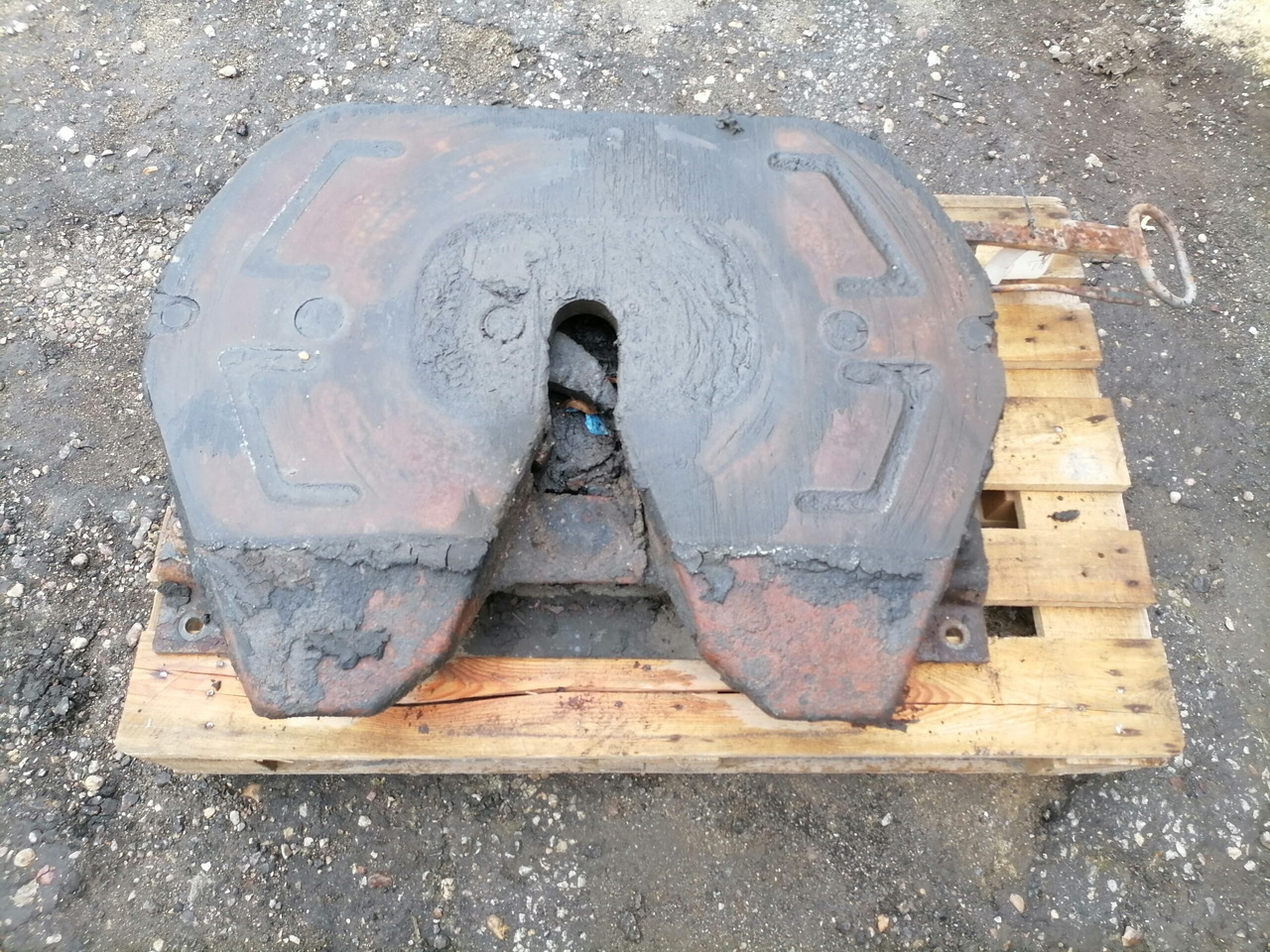 Scania Fifht wheel 1433906 - Седло для Грузовиков: фото 1 Scania Fifht wheel 1433906 - Седло для Грузовиков: фото 1