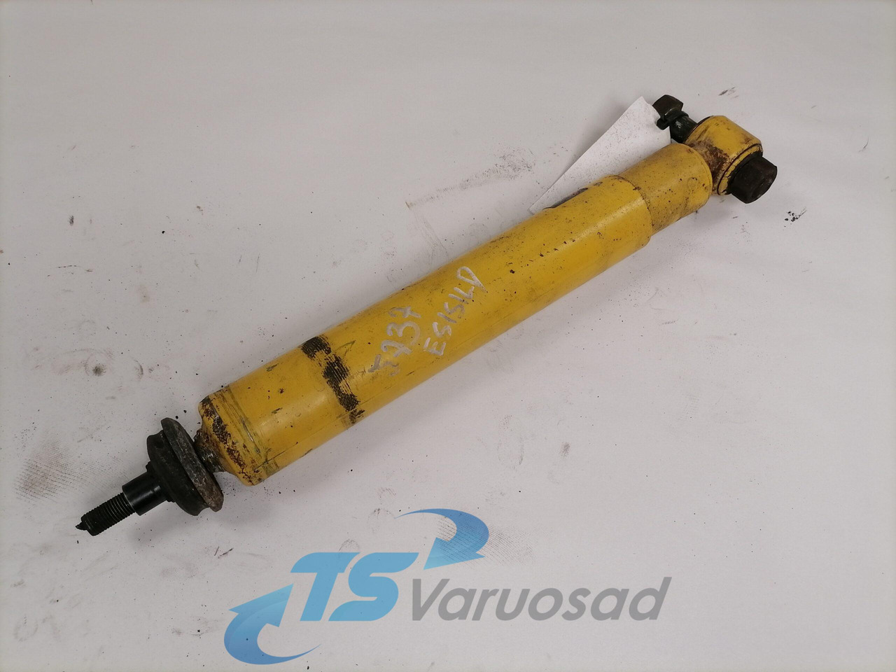 Scania First axel shock absorber T1230B12C12 - Амортизатор для Грузовиков: фото 1 Scania First axel shock absorber T1230B12C12 - Амортизатор для Грузовиков: фото 1