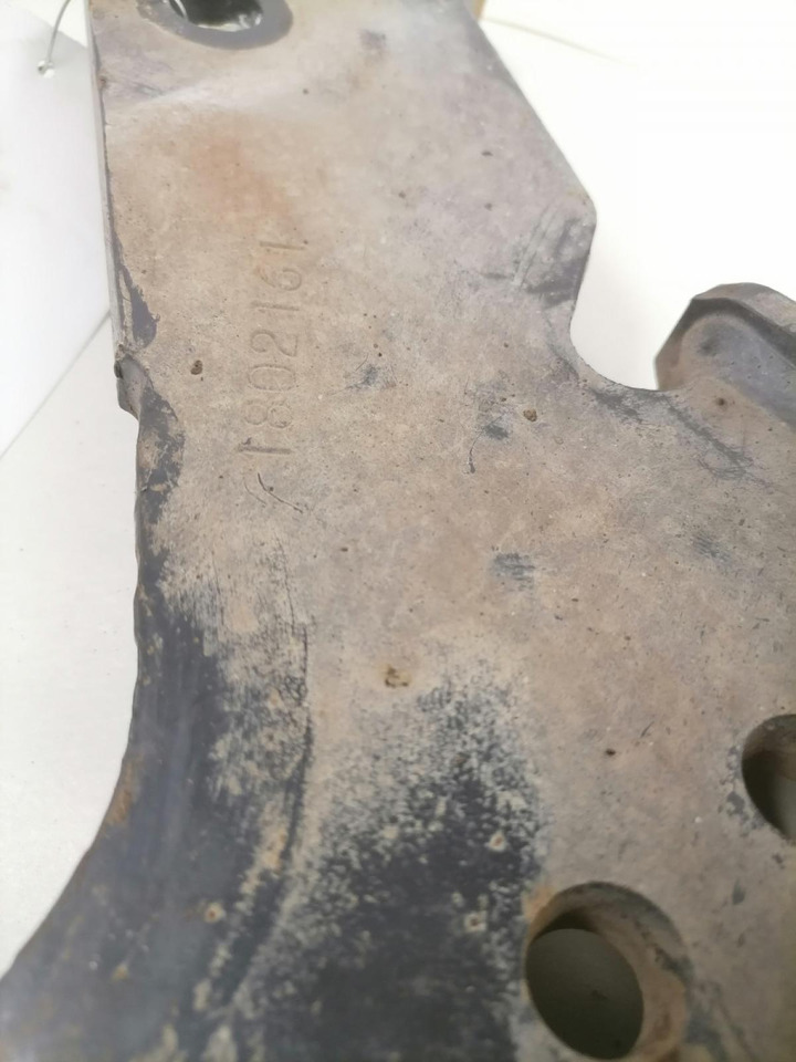 Scania Front bumper carrier 1802161 - Бампер для Грузовиков: фото 3 Scania Front bumper carrier 1802161 - Бампер для Грузовиков: фото 3