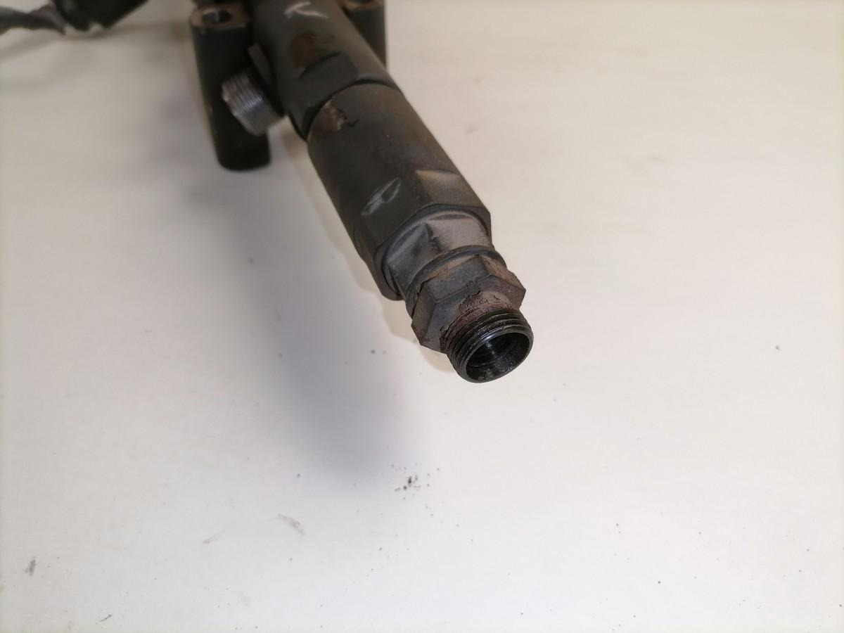 Scania Fuel collector 2002833 - Подготовка топлива для Грузовиков: фото 4 Scania Fuel collector 2002833 - Подготовка топлива для Грузовиков: фото 4