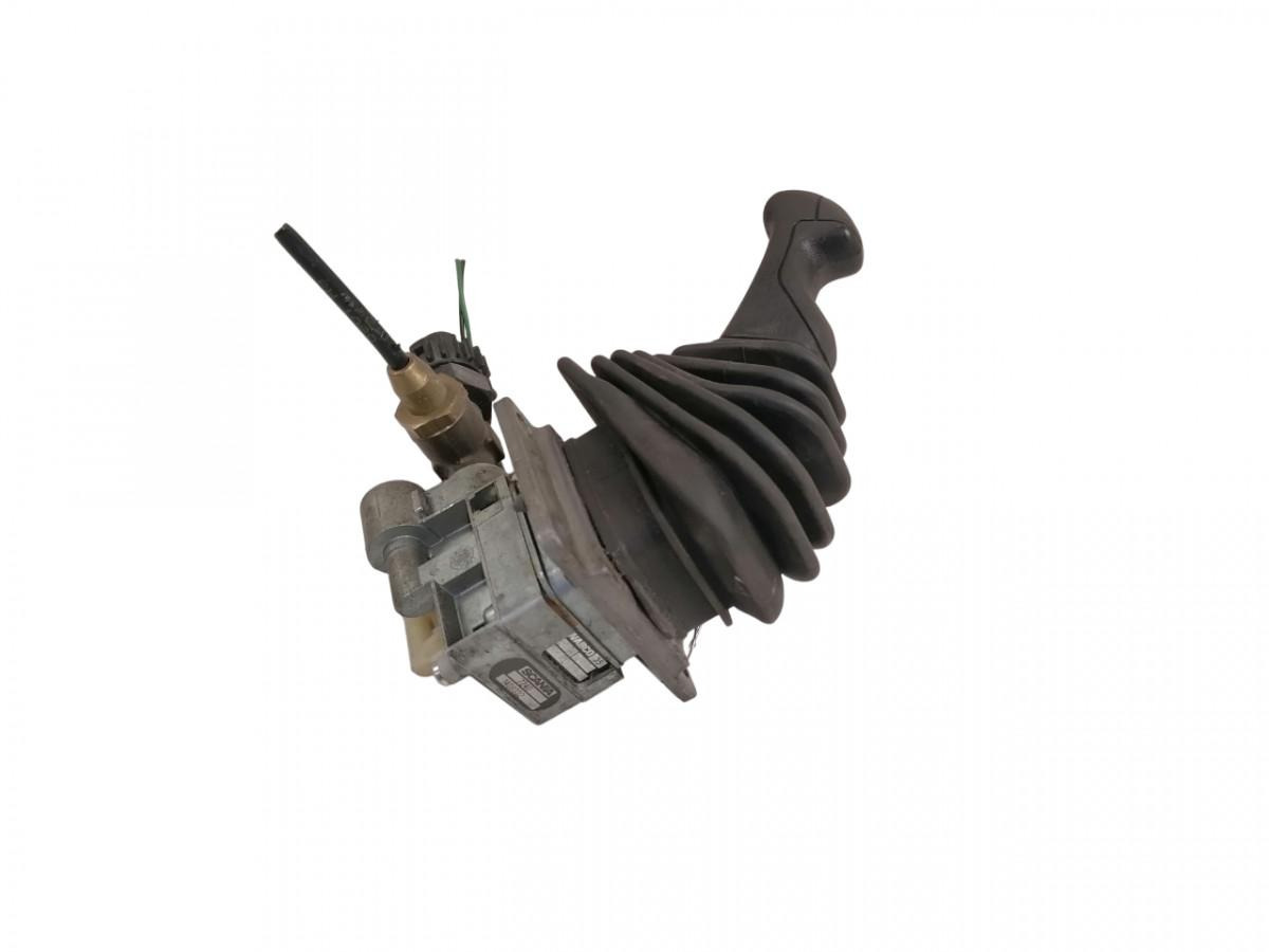 Scania Handbrake control lever 1408332 - Универсальная запчасть для Грузовиков: фото 1 Scania Handbrake control lever 1408332 - Универсальная запчасть для Грузовиков: фото 1