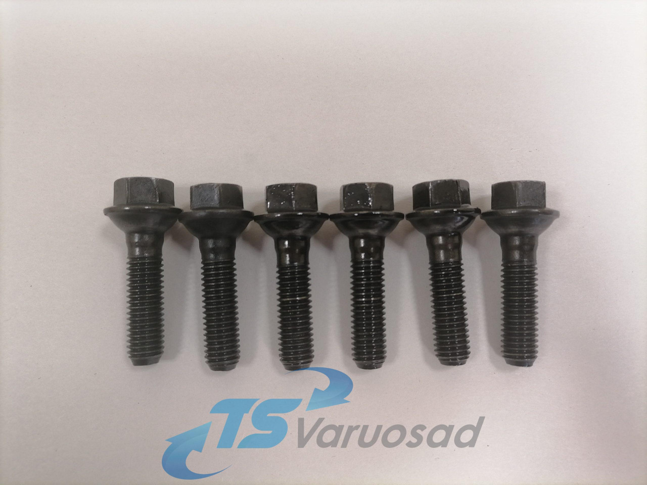 Scania Injector screw 1372358 - Топливный насос для Грузовиков: фото 1 Scania Injector screw 1372358 - Топливный насос для Грузовиков: фото 1