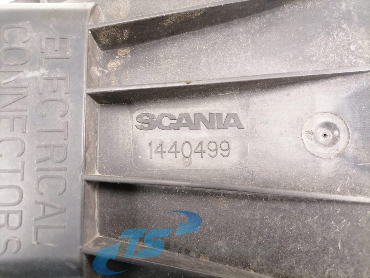 Scania Kabiini juhtmestiku harukarp 1440499 - Предохранитель для Грузовиков: фото 4 Scania Kabiini juhtmestiku harukarp 1440499 - Предохранитель для Грузовиков: фото 4