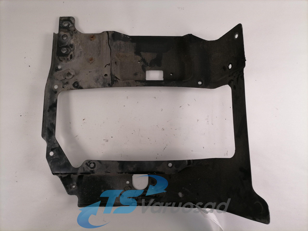 Scania Light bracket 1853354 - Свет/ Освещение для Грузовиков: фото 4 Scania Light bracket 1853354 - Свет/ Освещение для Грузовиков: фото 4