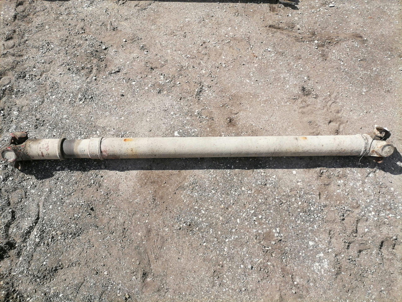 Scania Propeller shaft 1758613 - Карданный вал для Грузовиков: фото 2 Scania Propeller shaft 1758613 - Карданный вал для Грузовиков: фото 2