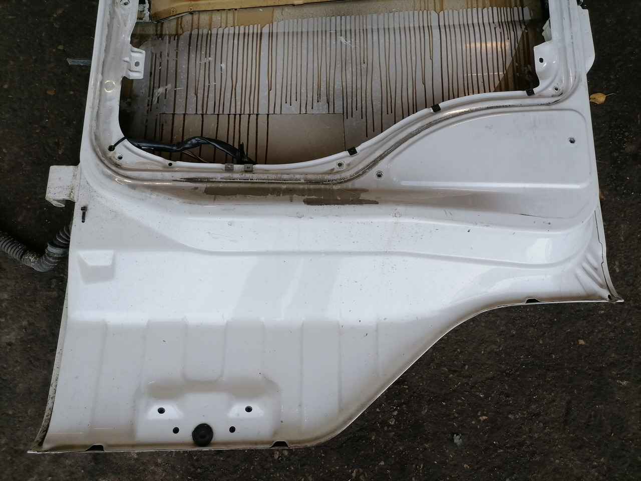 Scania Scania uks, parem 1476535 - Дверь и запчасти для Грузовиков: фото 4 Scania Scania uks, parem 1476535 - Дверь и запчасти для Грузовиков: фото 4