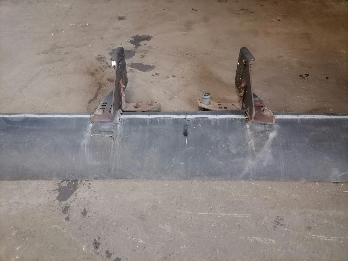 Scania Tagumine kaitseraud 1850158 - Бампер для Грузовиков: фото 3 Scania Tagumine kaitseraud 1850158 - Бампер для Грузовиков: фото 3