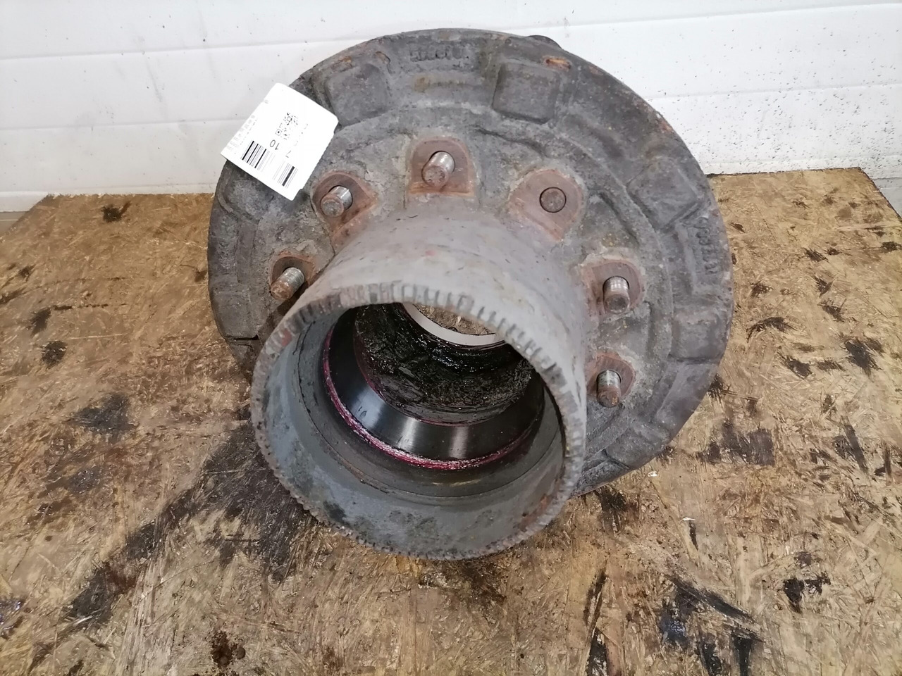 Scania Wheel hub 1382884 - Ступица для Грузовиков: фото 4 Scania Wheel hub 1382884 - Ступица для Грузовиков: фото 4