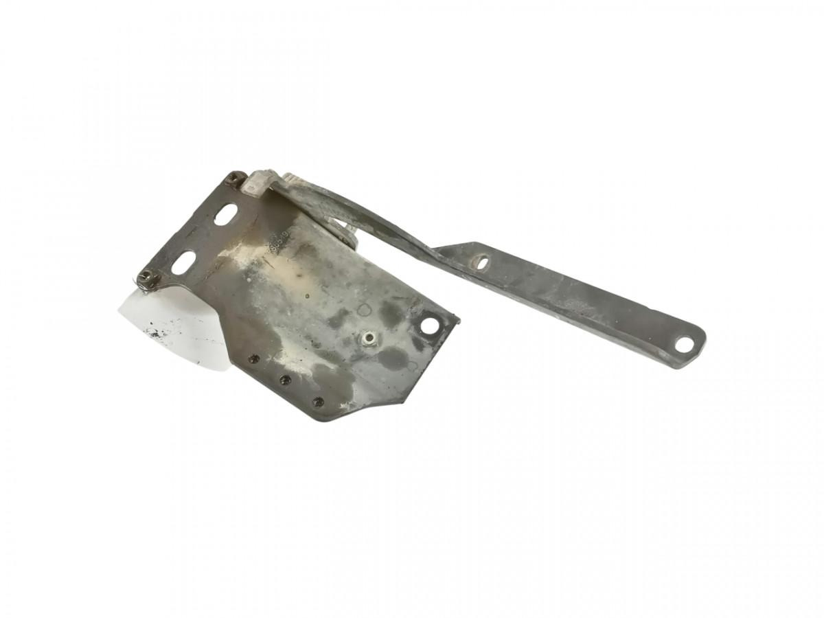 Scania lower grille carrier hinge 1785549 - Решётка радиатора для Грузовиков: фото 1 Scania lower grille carrier hinge 1785549 - Решётка радиатора для Грузовиков: фото 1