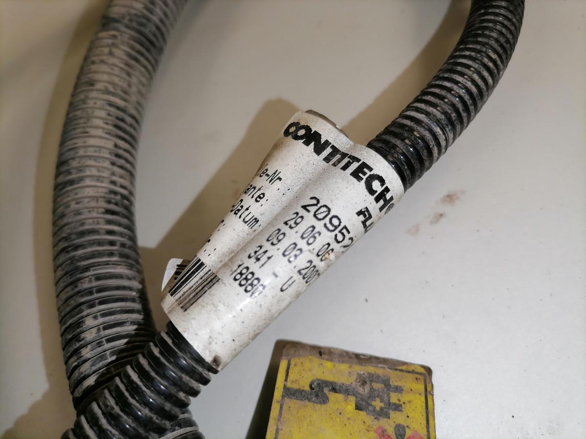 Volvo Ad Blue cable 20952899 - Подготовка топлива для Грузовиков: фото 4 Volvo Ad Blue cable 20952899 - Подготовка топлива для Грузовиков: фото 4