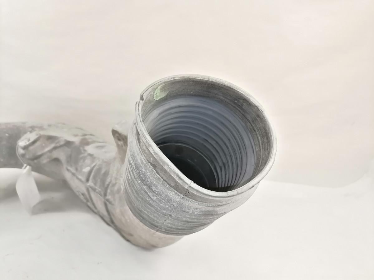 Volvo Air intake 20865960 - Система впуска для Грузовиков: фото 4 Volvo Air intake 20865960 - Система впуска для Грузовиков: фото 4