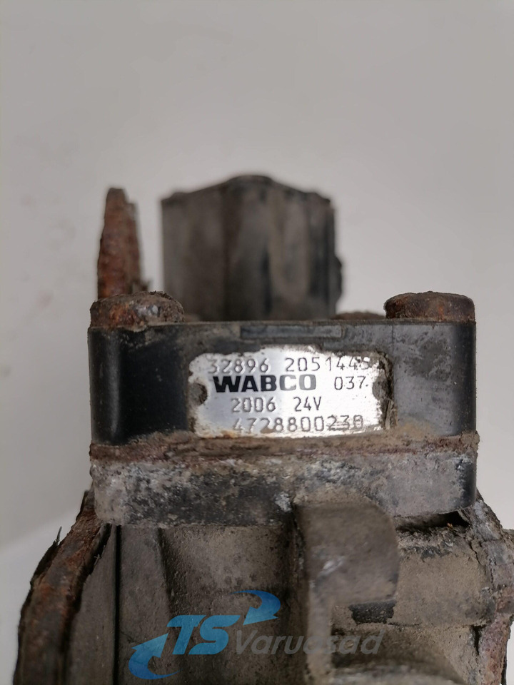 Volvo Air suspension control valve, ECAS 2051445 - Тормозной клапан для Грузовиков: фото 3 Volvo Air suspension control valve, ECAS 2051445 - Тормозной клапан для Грузовиков: фото 3