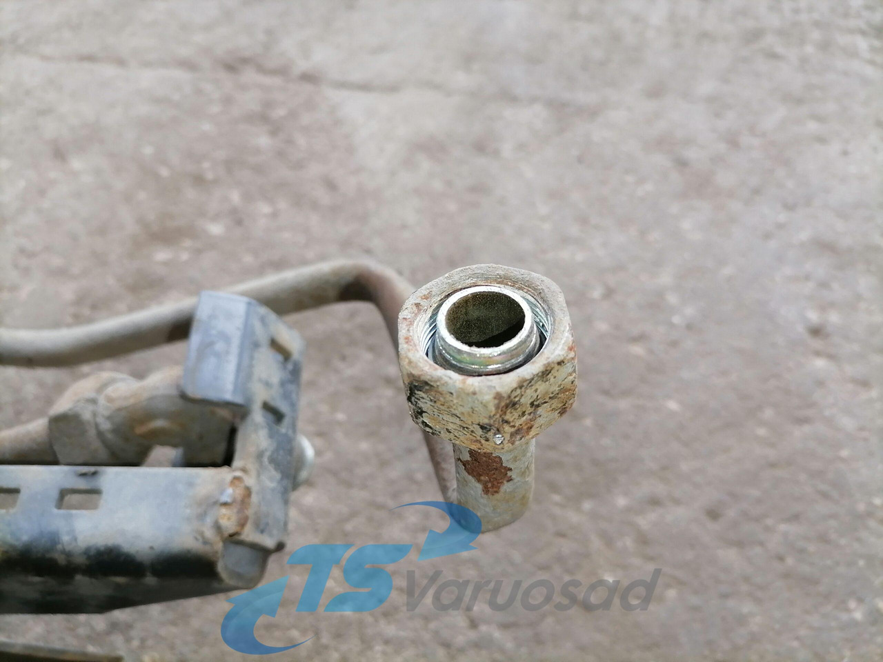 Volvo Battery box 82242391 - Аккумулятор для Грузовиков: фото 5 Volvo Battery box 82242391 - Аккумулятор для Грузовиков: фото 5