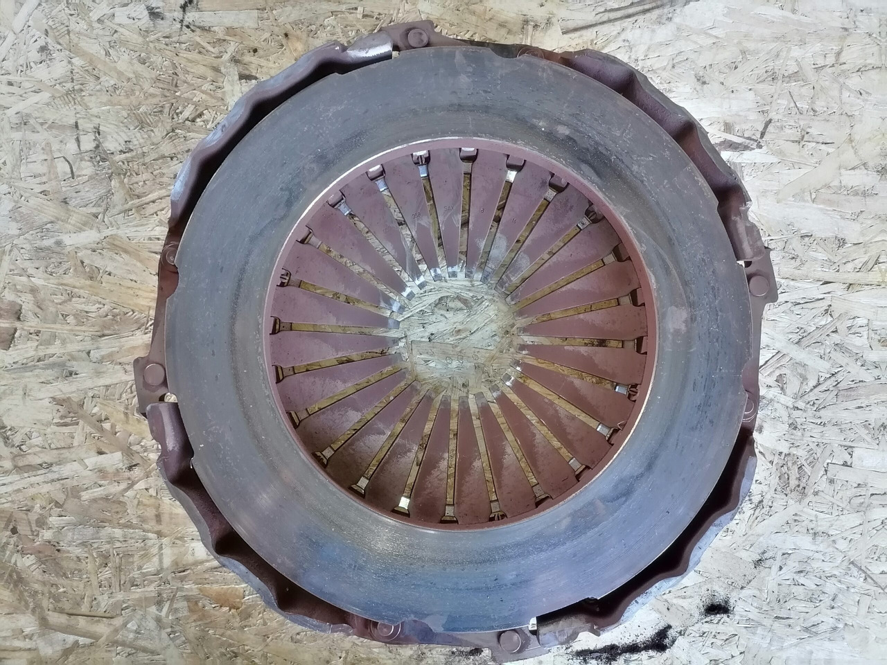 Volvo Clutch cover 21615193 - Сцепление и запчасти для Грузовиков: фото 4 Volvo Clutch cover 21615193 - Сцепление и запчасти для Грузовиков: фото 4