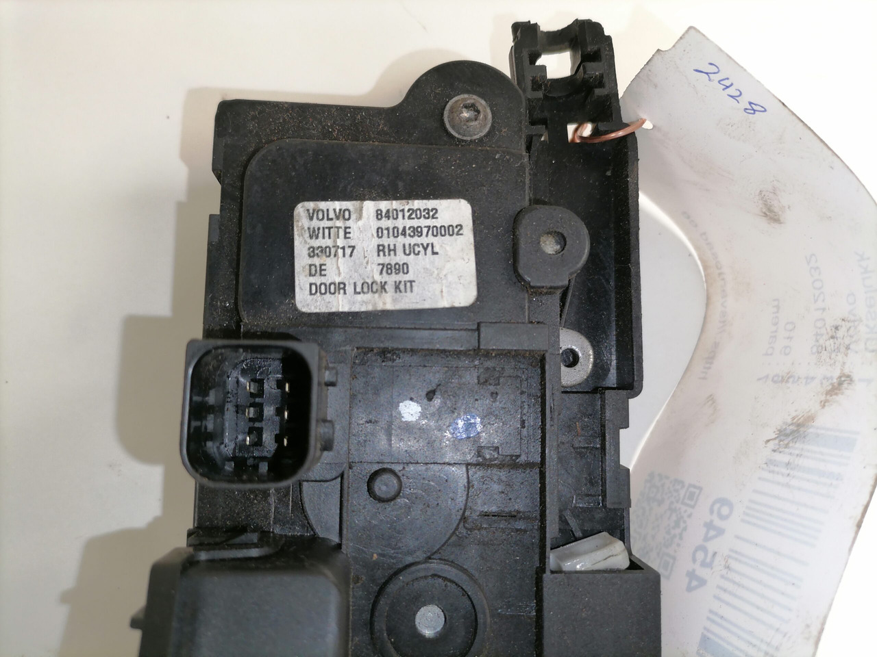 Volvo Door lock 84012032 - Дверь и запчасти для Грузовиков: фото 4 Volvo Door lock 84012032 - Дверь и запчасти для Грузовиков: фото 4